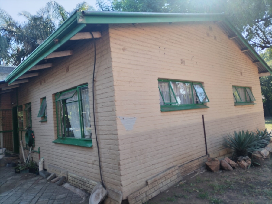 3 Bedroom Property for Sale in Rustenburg Central North West